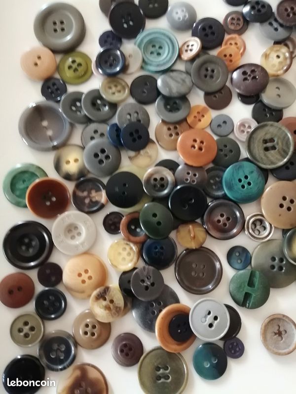 Lot de 150 boutons (image 3)