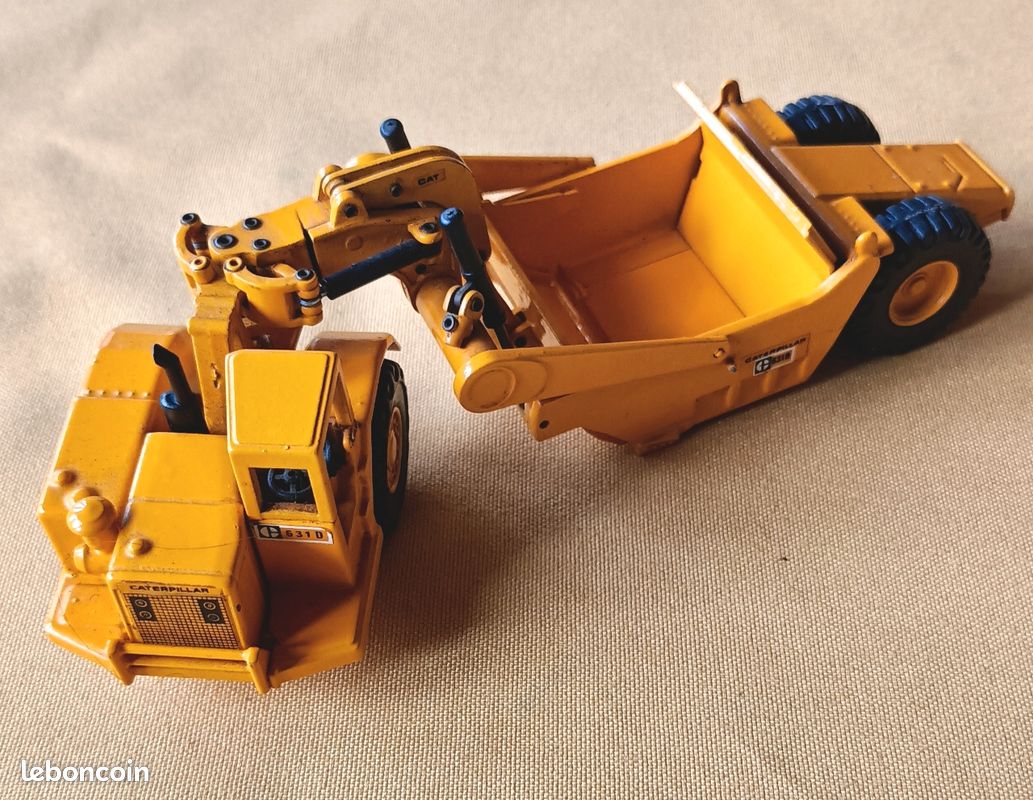 LES MINIATURES DE JOAL - Espagne - Camion de chantier - Grue - CAMION