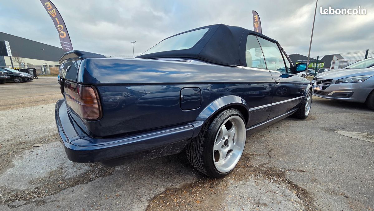 BMW SÉRIE 3 CABRIOLET 325I 171CH - INTÉRIEUR CUIR - JANTES BORDET - ÉCHAPPEMENT BOSe (image 21)