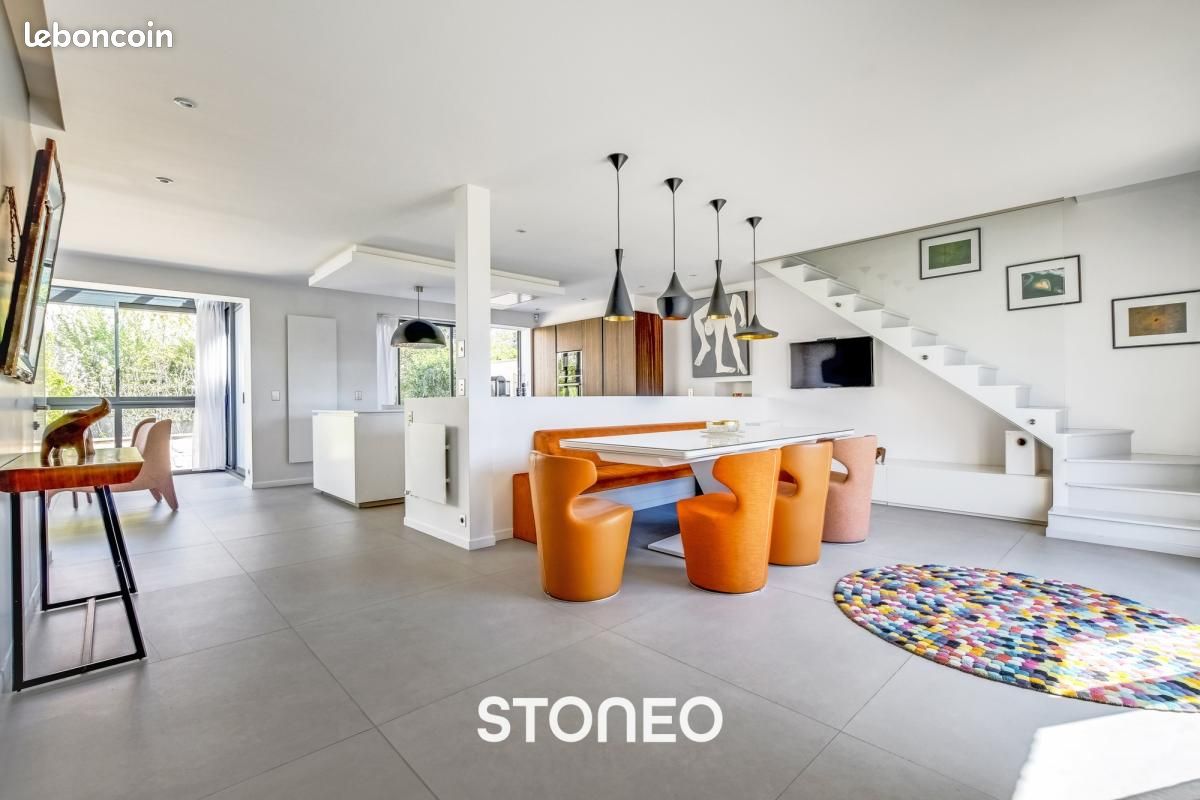 Maison 7 pièces 200 m² · à Le Plessis-Robinson · 200 m² · 1 090 000 €