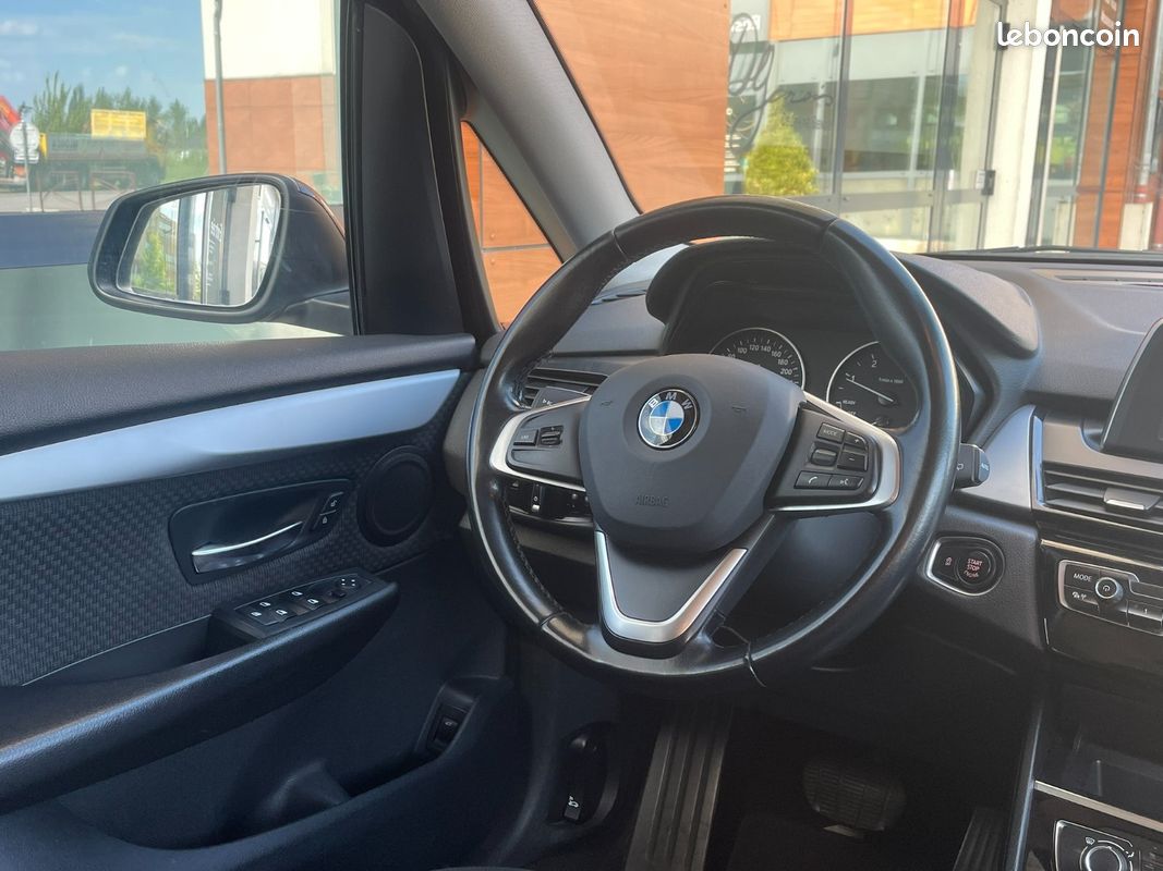 BMW SERIE 2 ACTIVE TOURER F45 218d 150 ch Lounge A - RADARS AV/AR - LIMITEUR DE VITESSE (image 11)