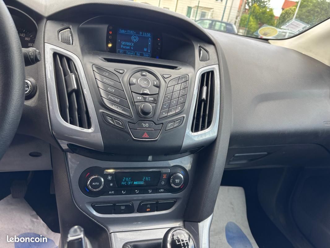 Ford Focus 1.6 TDCi 95 FAP S&S Trend (image 4)