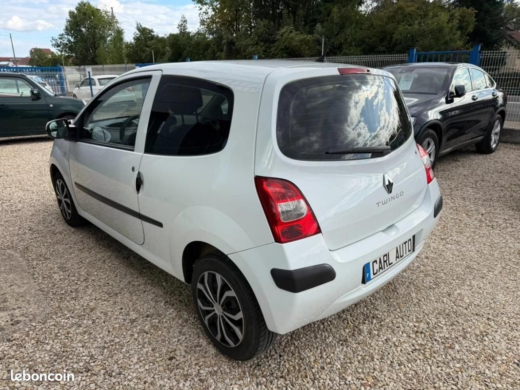Renault Twingo 1.2 75 DYNAMIQUE BVA (image 4)