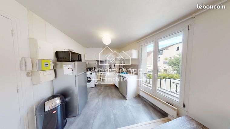 Appartement a louer champs-sur-marne - 4 pièce(s) - 11 m2 - Surfyn