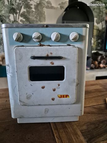 Ancienne Cuisinière JEP En Tôle – Jouet Miniature Vintage, Fabrication Française