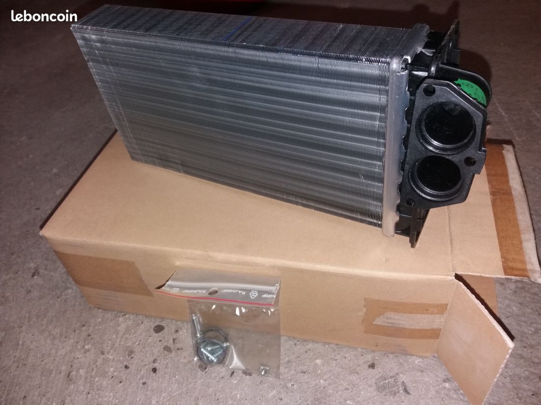 Radiateur De Chauffage Pour Peugeot Coupé / LNA / 104 - Réf 6448.43 - Neuf, Pièce D'origine PSA