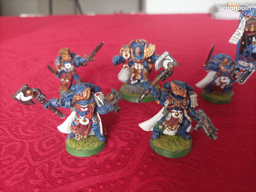 Marneus Calgar en armure terminator et gardes Victrix (image 4)