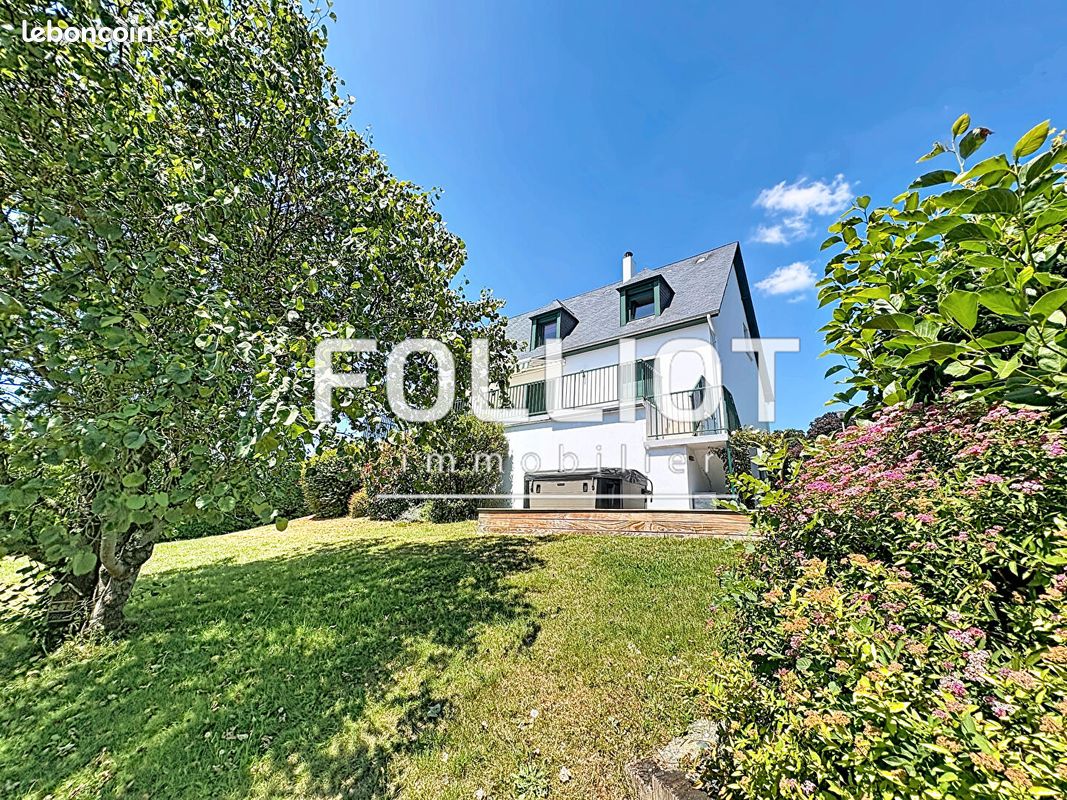 Maison 5 pièces 116 m² · à Le Val-Saint-Père · 116 m² · 455 000 €