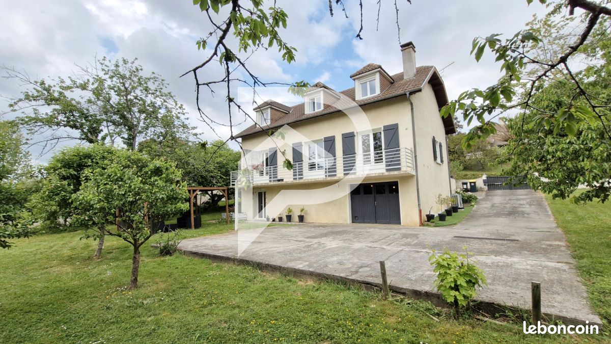 Maison 7 pièces 175 m² · à Orthez · 175 m² · 255 000 €