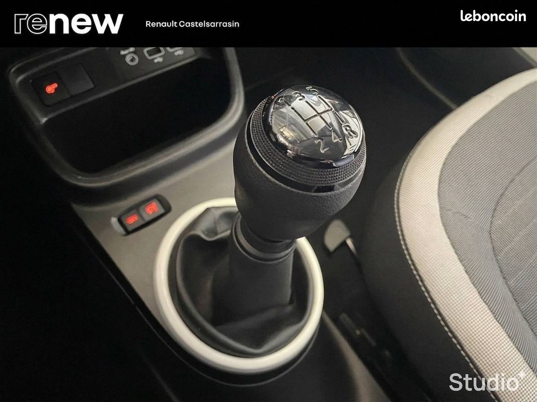 RENAULT Twingo III SCe 65 Equilibre (image 22)