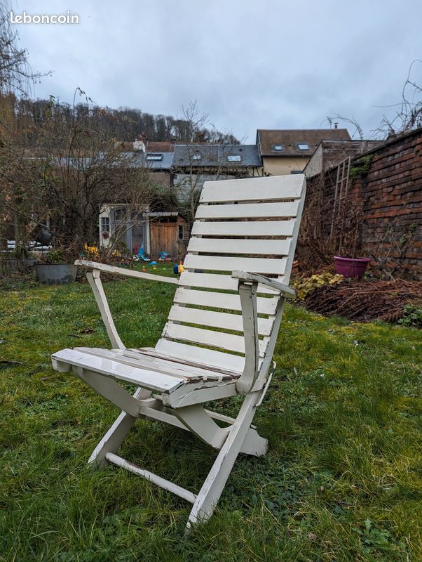Table ronde et chaise en bois de jardin vintage (image 6)