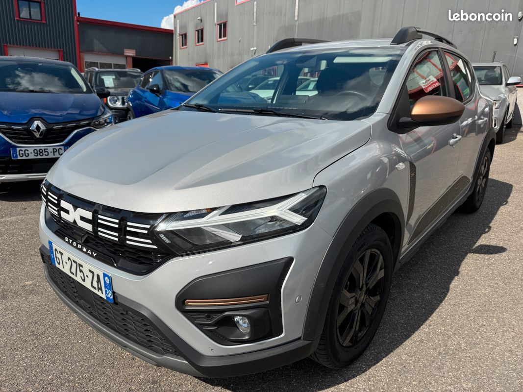 Dacia Sandero Stepway Extrême + TCE 110ch BVM6 (image 1)