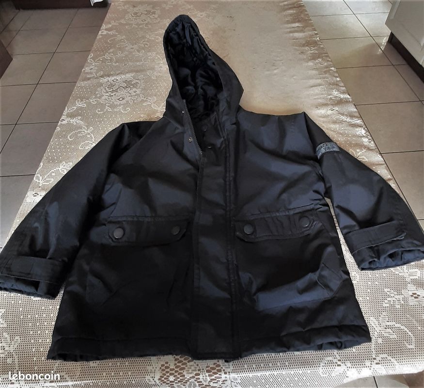 Manteau Imperméable Garçon Next - Doublé Polaire, Noir, Fermeture éclair, Taille 5 Ans, Très Bon état