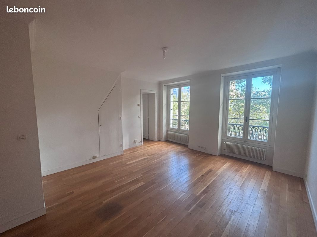 Appartement 2 pièces 43 m² · à Paris · 42,6 m² · 1 597 €/mois