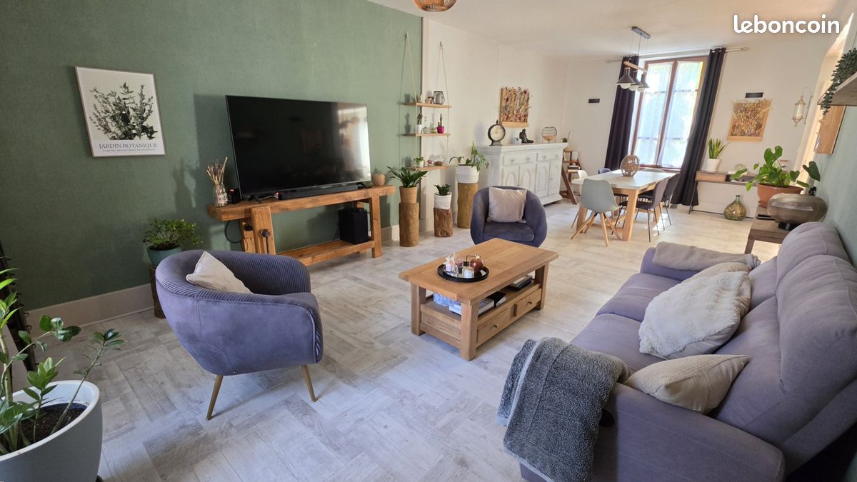 Maison 6 pièces 146 m² · à Val-Mont · 146 m² · 232 000 €
