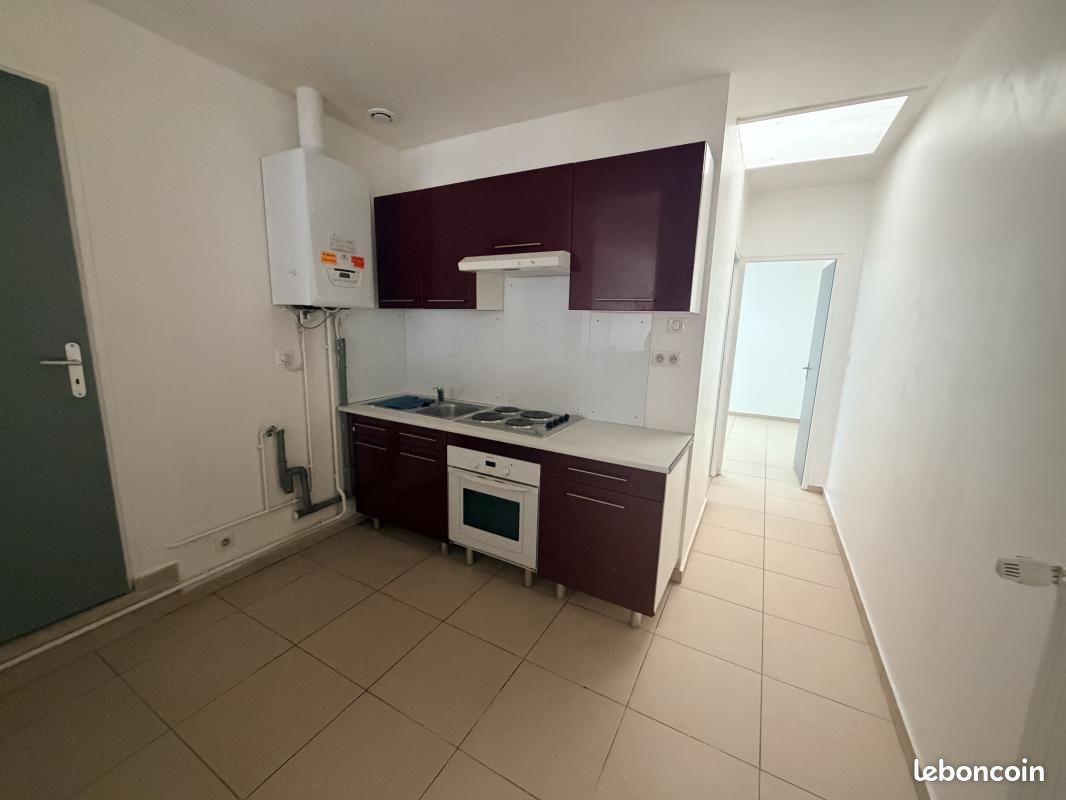 Appartement 2 pièces 47 m² · à Saint-Amand-les-Eaux · 47 m² · 560 €/mois