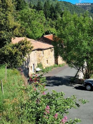 Maison 7 pièces 270 m² · à Riols · 270 m² · 350 000 €