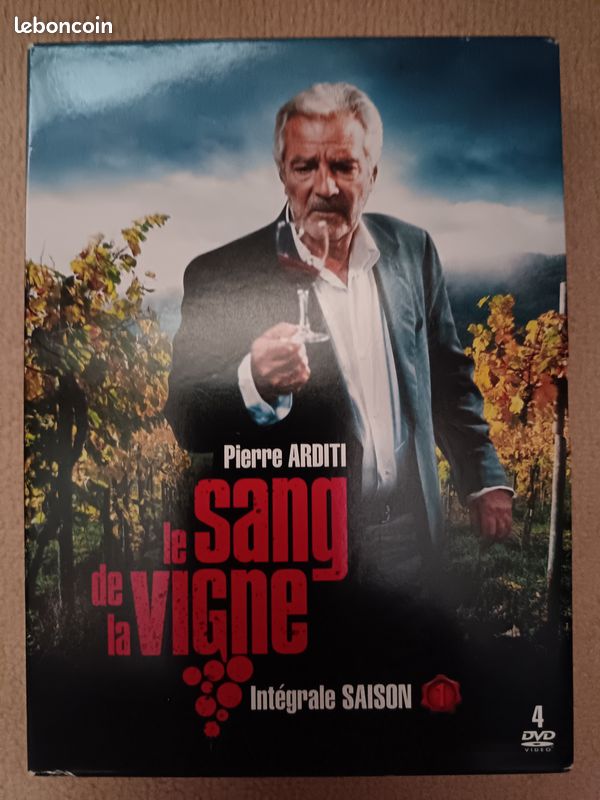 DVD Le Sang de la vigne saison 1 (image 1)