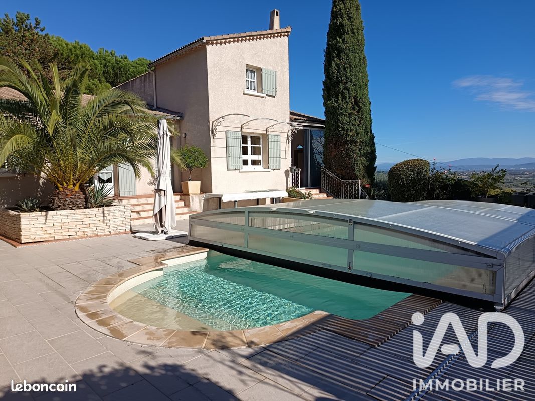 Maison 5 pièces 166 m² · à Saint-Julien-de-Peyrolas · 166 m² · 450 000 €