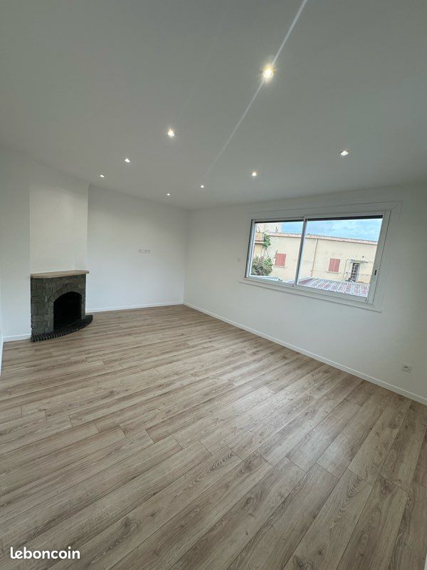 Appartement 4 pièces 95 m² · à Bastia · 95 m² · 990 €/mois
