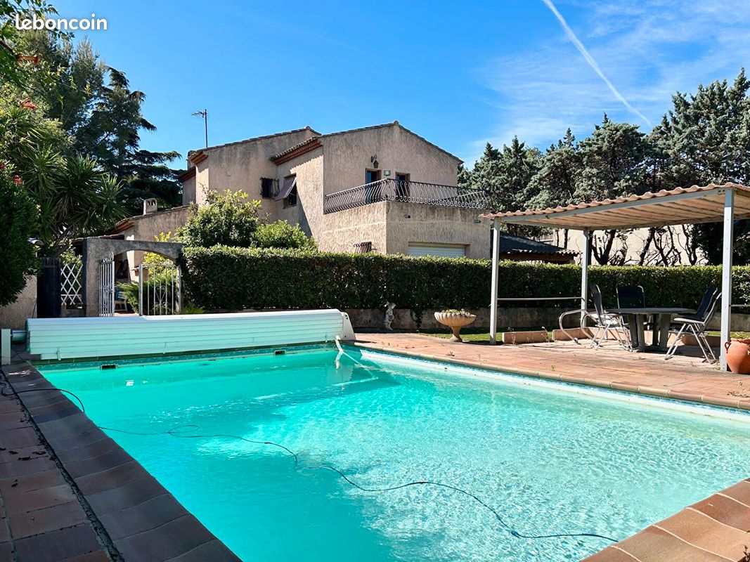 Maison 6 pièces 150 m² · à Six-Fours-les-Plages · 150 m² · 885 000 €