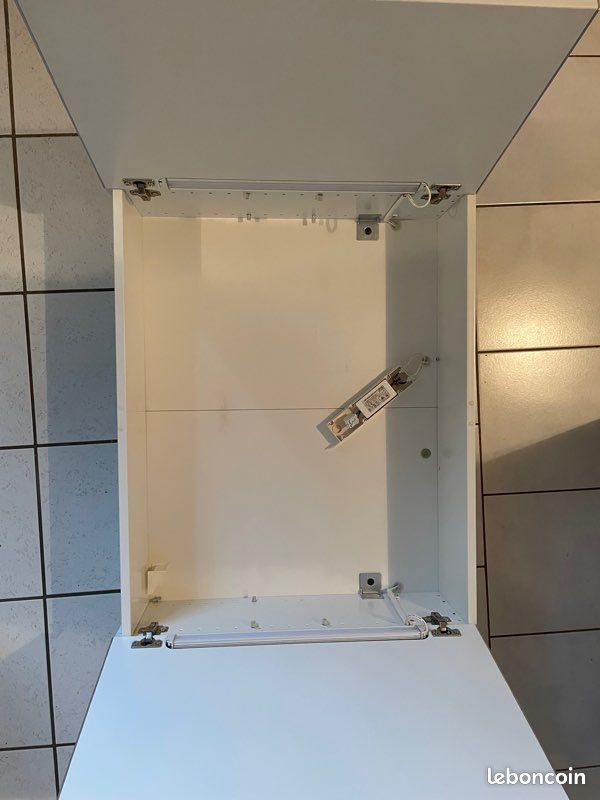 Armoire de salle de bains (image 2)