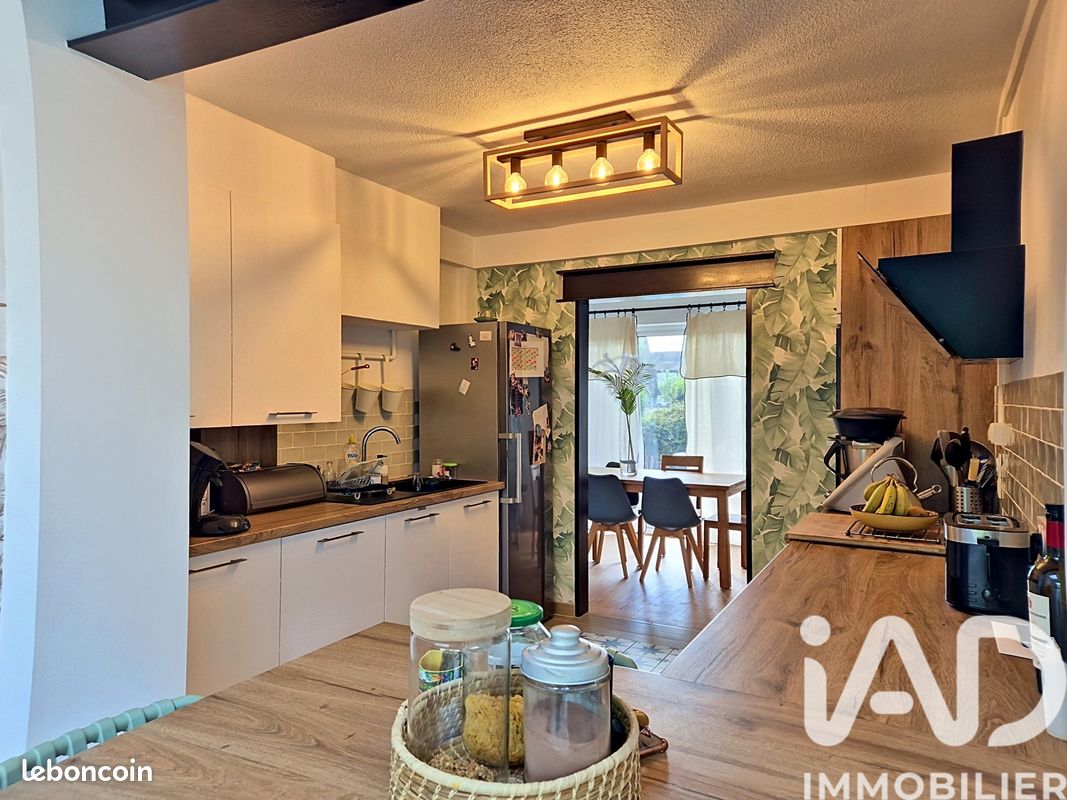 Maison 5 pièces 122 m² · à Lorient · 122 m² · 1 400 €