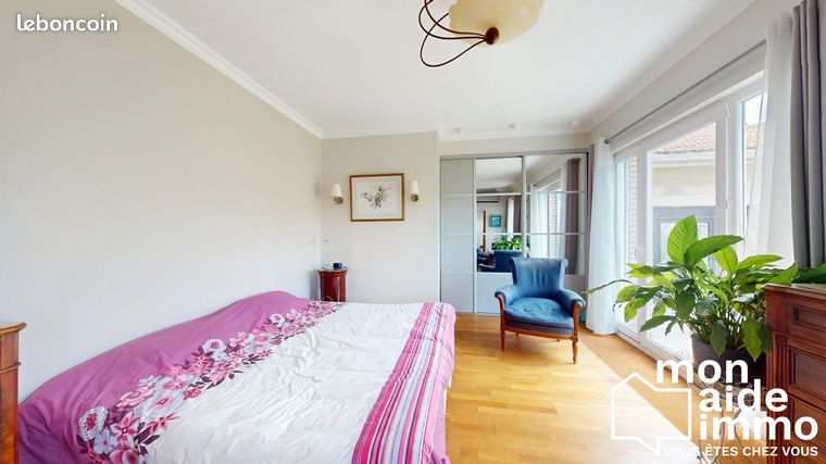 Maison de ville 7 pièces 180 m² — 10