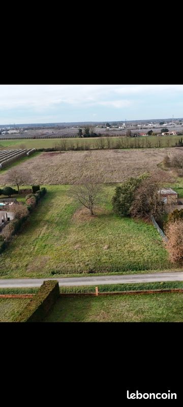 Terrain à bâtir 1000m2 proche de montauban · à Bressols · 94 900 €