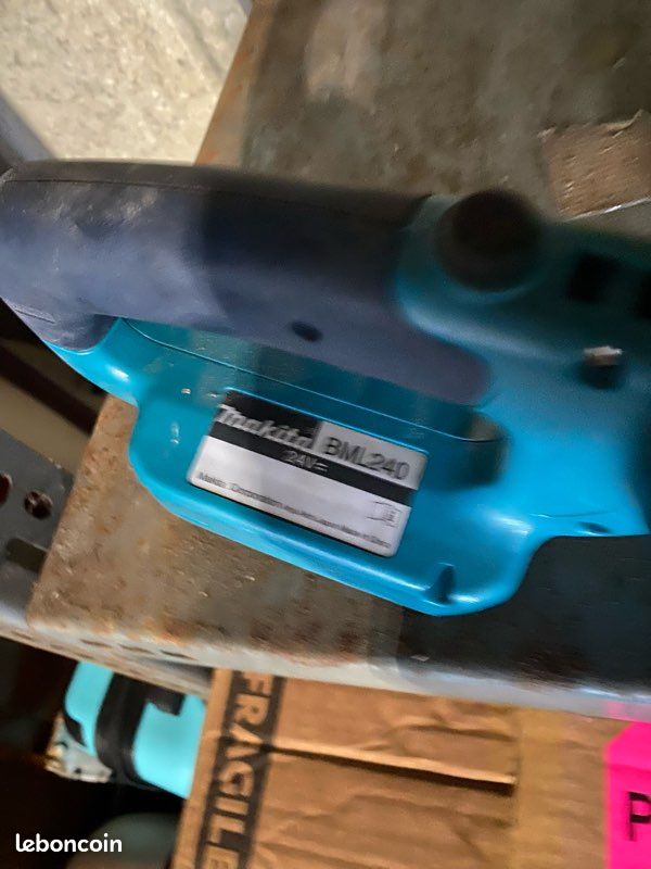 Lampe makita sur batterie (image 2)