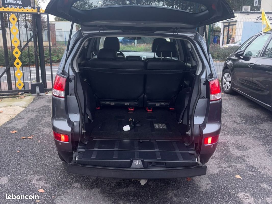 CITROEN C-CROSSER HDi 160 FAP Exclusive (image 11)