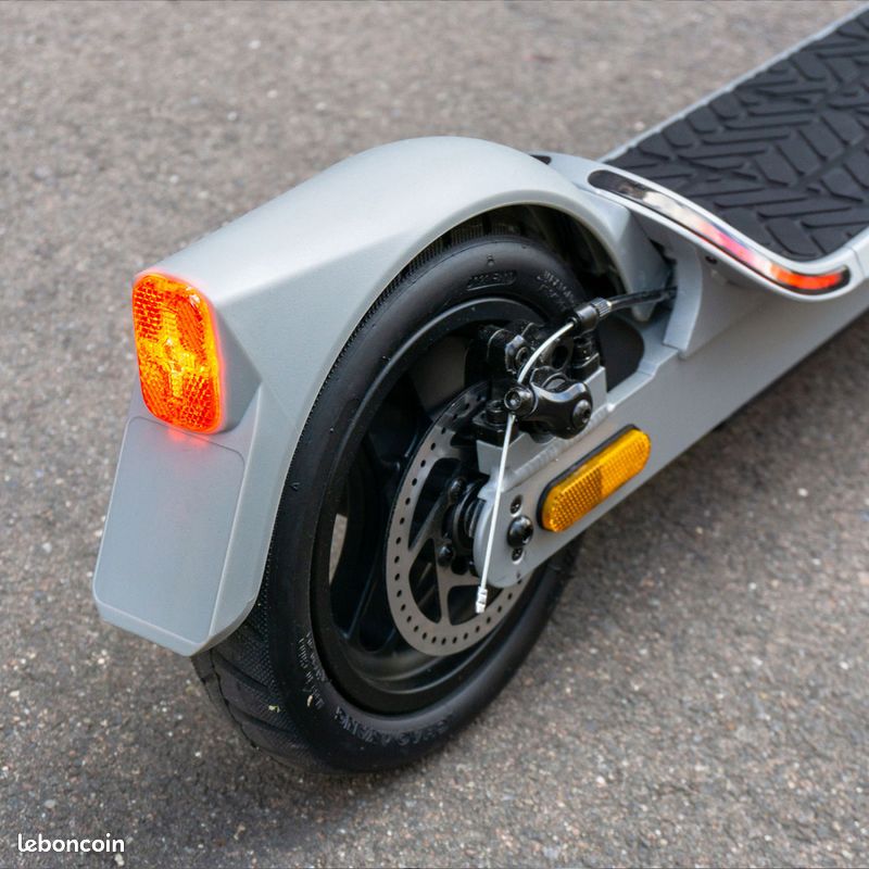 Trottinette électrique (image 2)