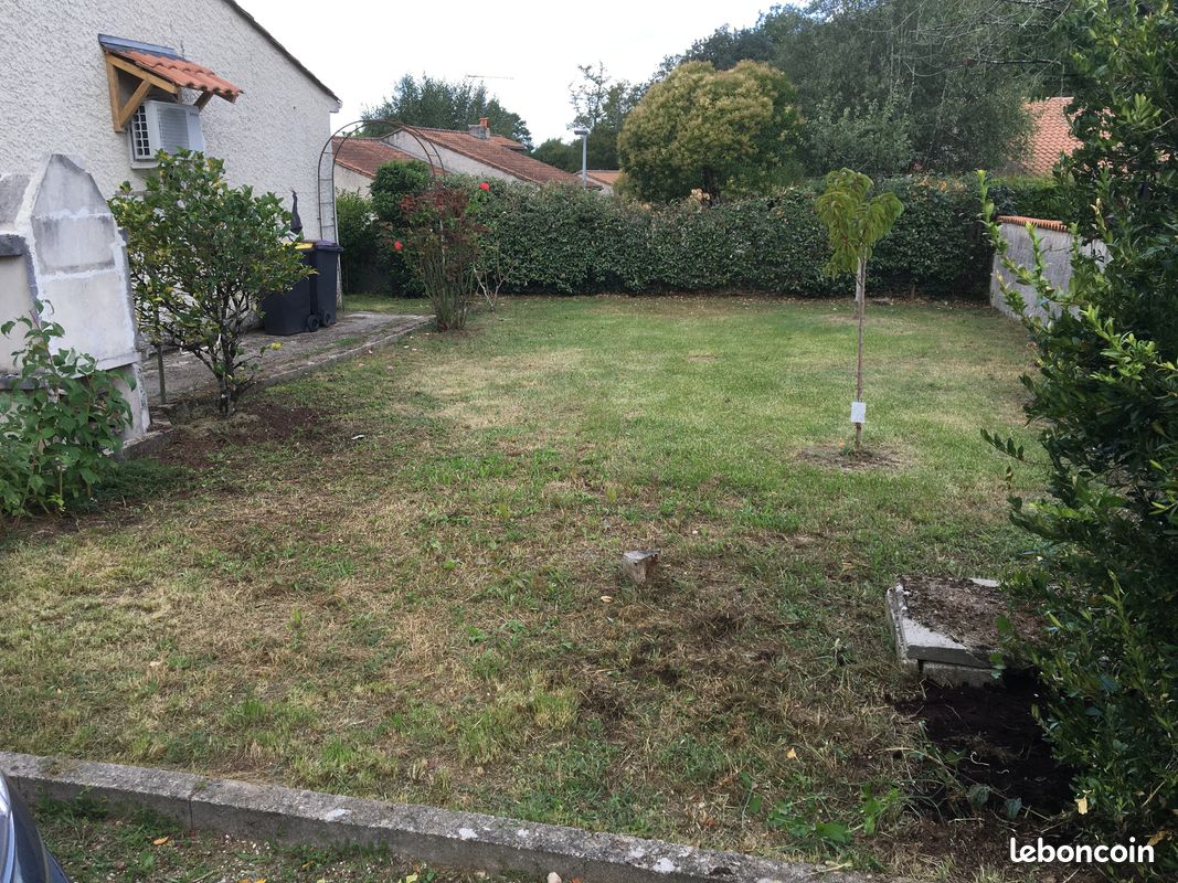 Location Maison 3 chambres, jardin - disponible - Saint-Yrieix-sur-Charente 16710 (image principale 0)