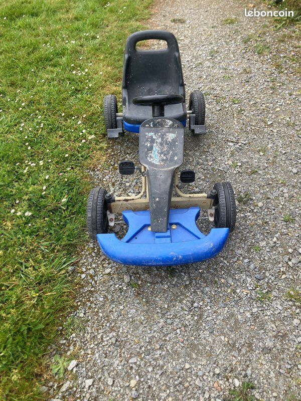 Quad à pédales enfant (image 2)