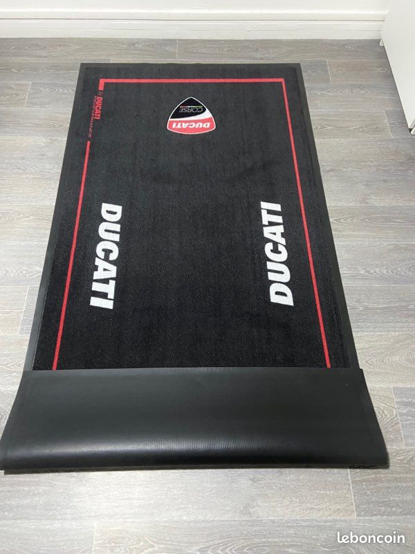 TAPIS DE GARAGE APRILIA MOTO DE COURSE DECO SOL TRAVAIL EXPO