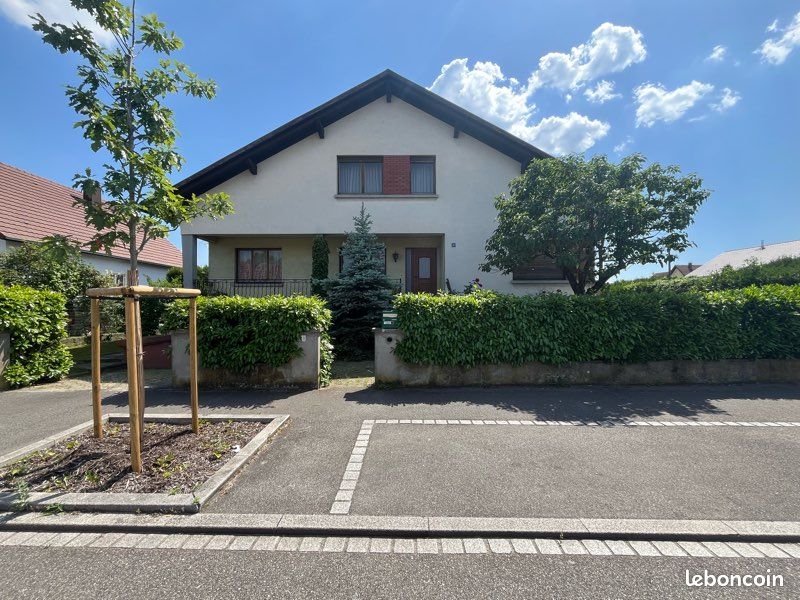 Maison 7 pièces 215 m² · à Petit-Landau · 215 m² · 370 000 €