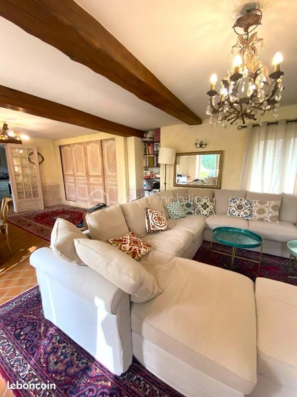 Maison 8 pièces 225 m² · à Faverolles · 225 m² · 620 000 €