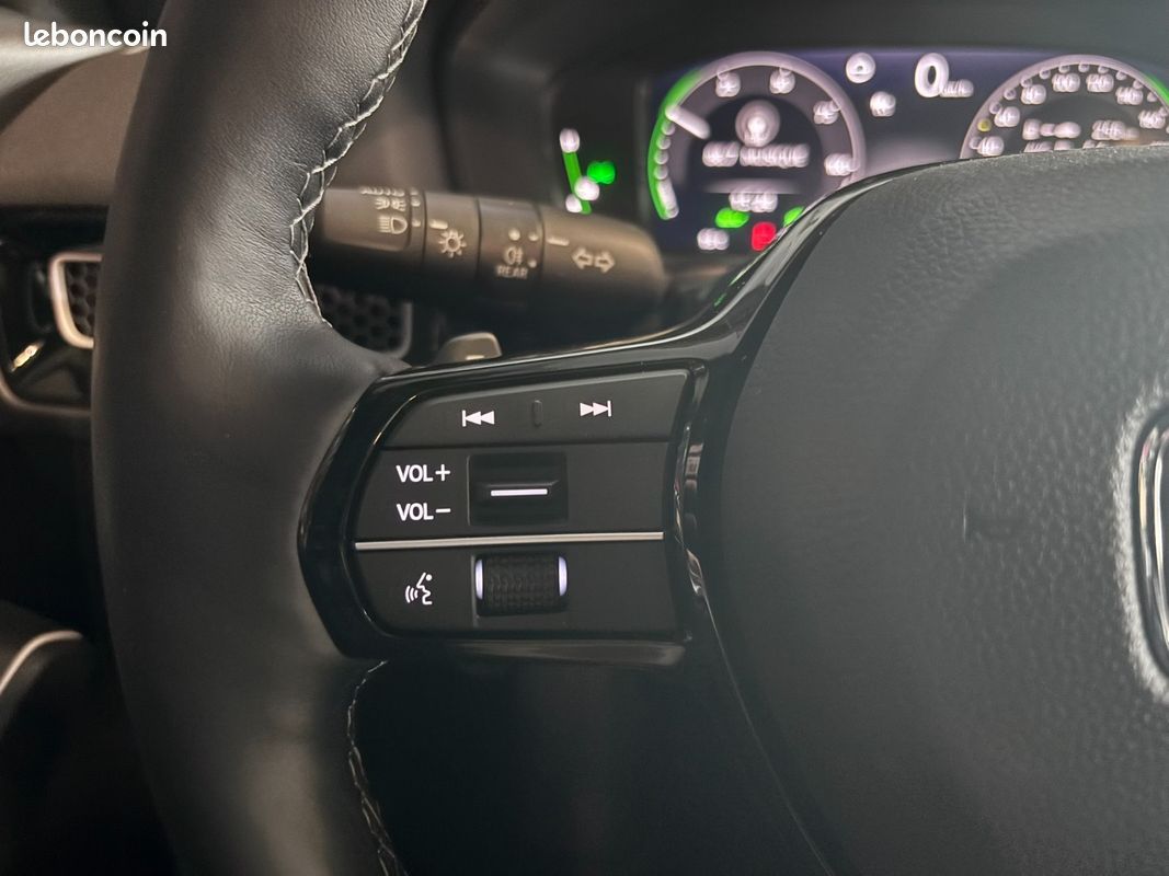 HONDA CIVIC E:HEV 2.0 i-MMD Advance - Toit Ouvrant / BOSE (image 22)