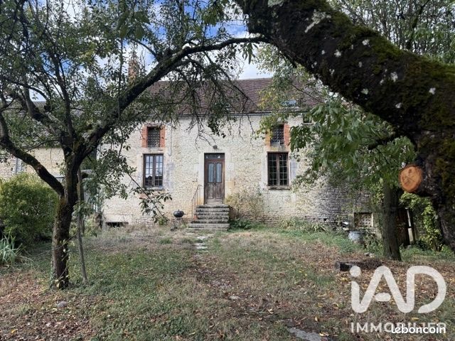 Maison 7 pièces 140 m² · à Avirey-Lingey · 140 m² · 50 000 €