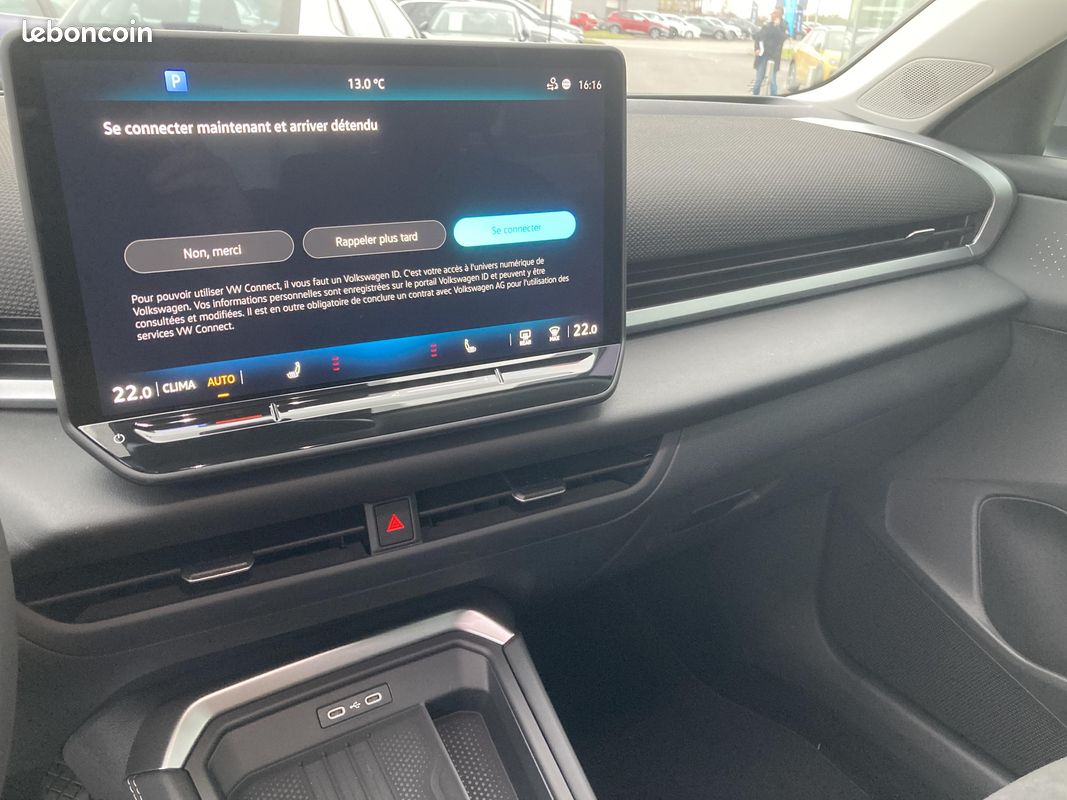 VOLKSWAGEN T-Roc 1.5 eTSI EVO2 Hybrid 150 ch DSG7 Style (image 18)