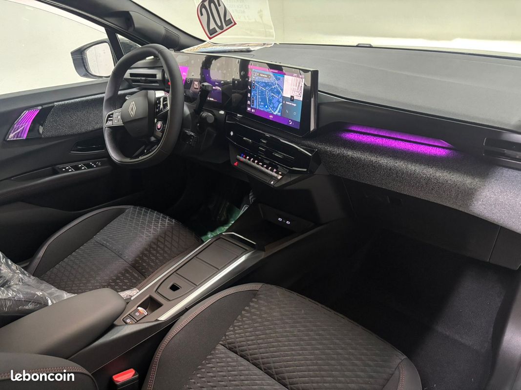 RENAULT Clio 1.2 TCe 115 ch Techno EDC Boite Auto (image 8)