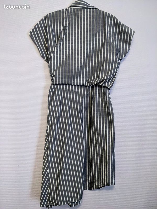 Cédric Charlier robe mi longue manche courte asymétrique 36/38 rayée (image 3)
