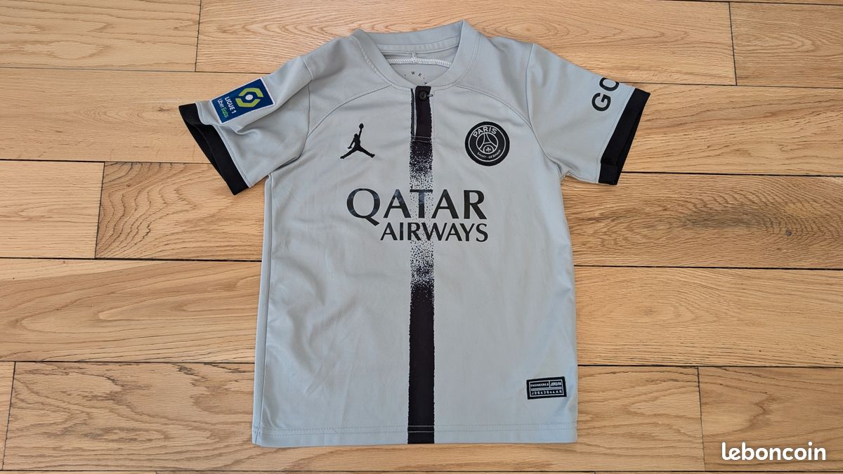 Maillot et Short PSG Neymar enfant Nike Jordan Gris Vêtements