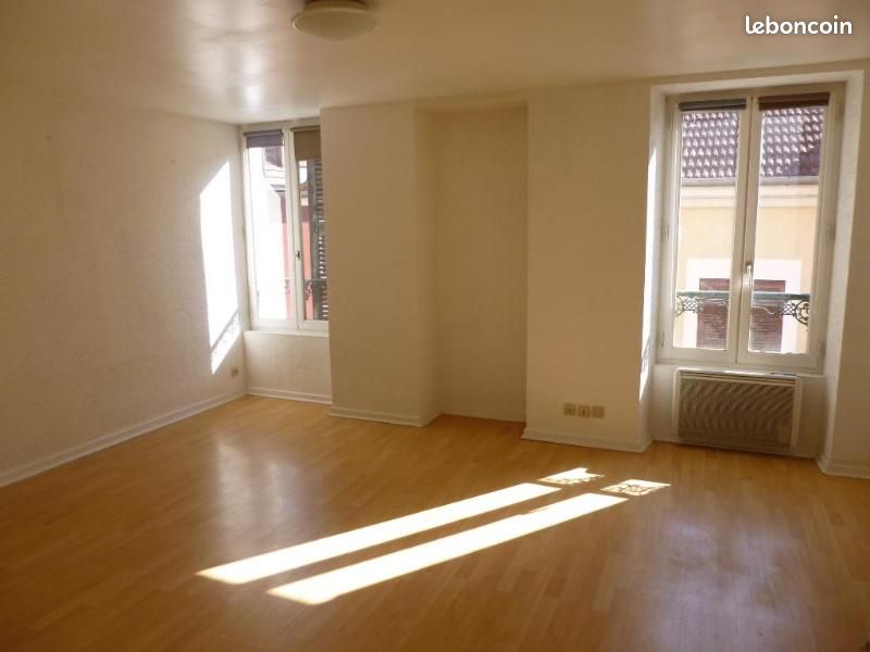 Appartement 1 pièce 27 m² · à Voiron · 27 m² · 379 €/mois