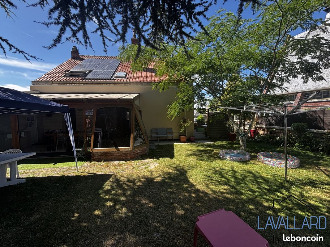Maison 9 pièces 170 m² · à Dury · 170 m² · 434 000 €