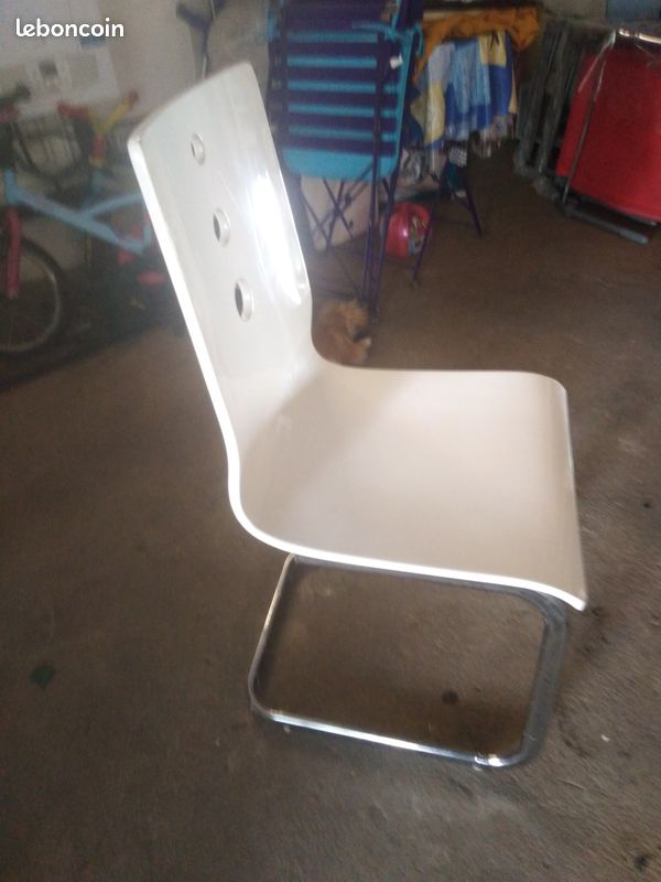 Lot de 3 chaises (image 1)
