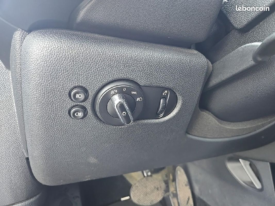 MINI MINI 5 PORTES Cooper s 192 pack red hot chili bva (image 30)