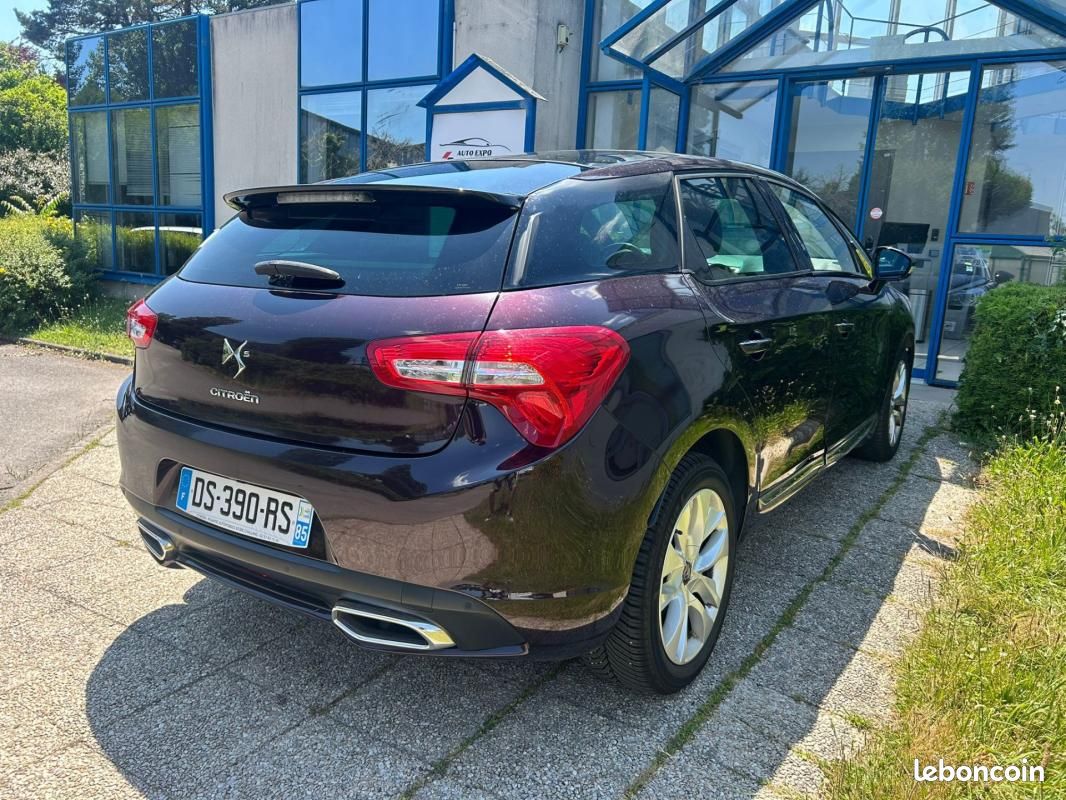 Citroën DS5 BlueHDi 180 Sport Chic A (image 3)