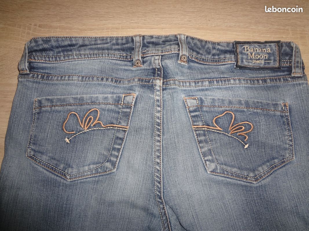Jean Vintage Banana Moon Taille 40 - Coupe Bootcut Basse - Bleu - Confort - Occasion En Parfait état
