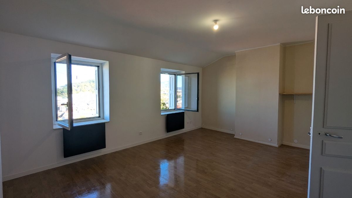 Appartement 2 pièces 45 m² · à Saint-Étienne · 45 m² · 430 €/mois